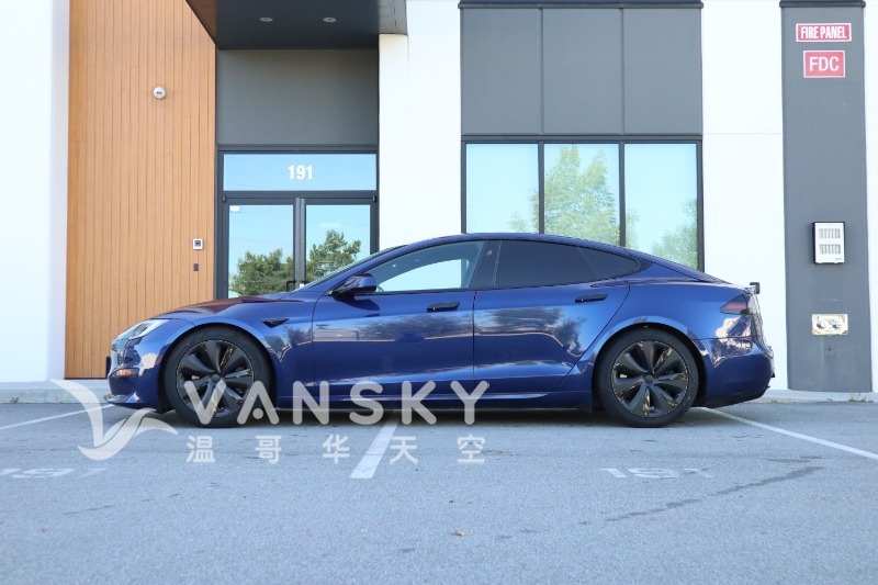 250912120702_2022 Tesla Model S AWD Blue 07.JPG